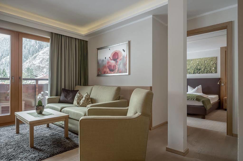 Wellness & Relax Hotel Milderer Hof Нойштифт-им-Штубайталь Экстерьер фото